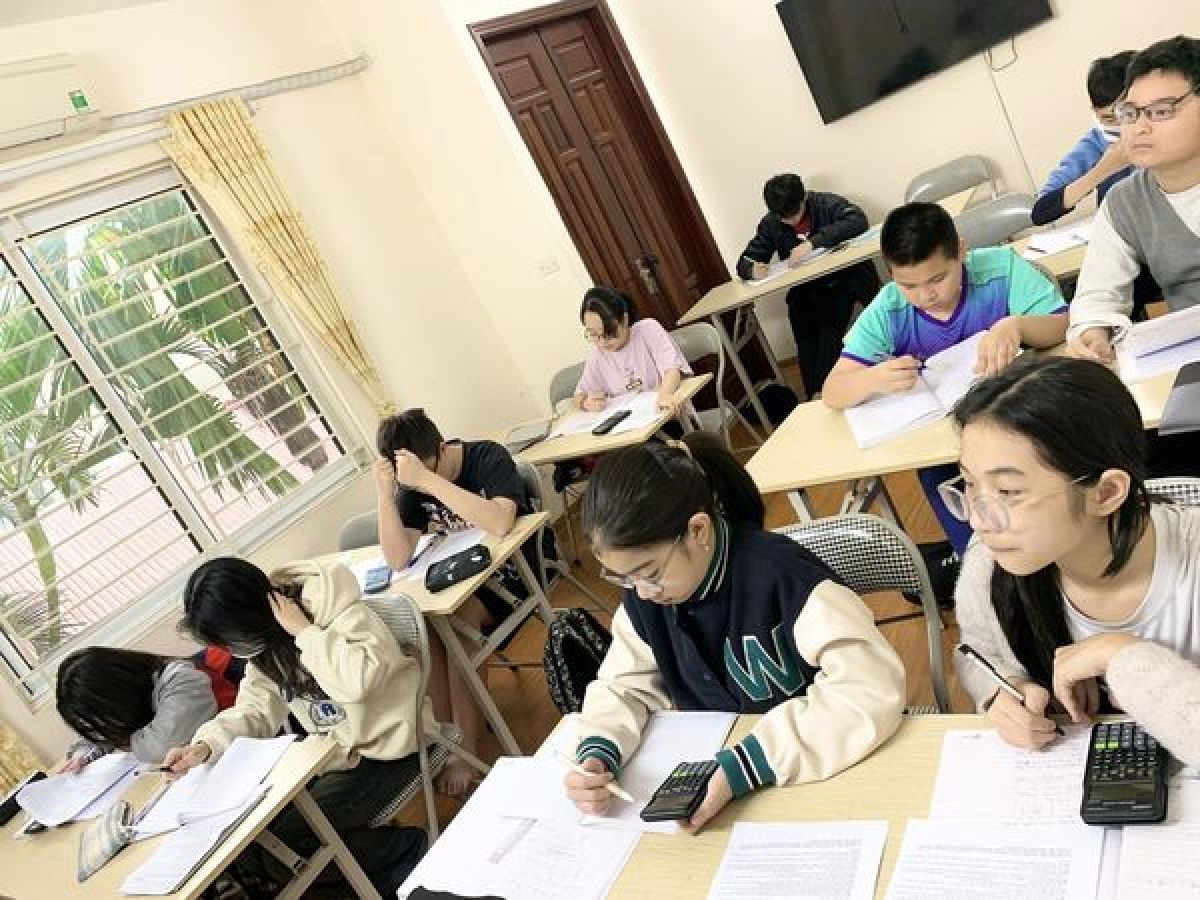 THÔNG BÁO MỞ LỚP HỌC MIỄN PHÍ CHO CÁC BẠN HỌC SINH CÓ HOÀN CẢNH KHÓ KHĂN