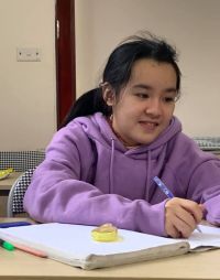 Nguyễn Kh&aacute;nh Thơ - học sinh lớp 9A2 Trường THCS Cầu Giấy