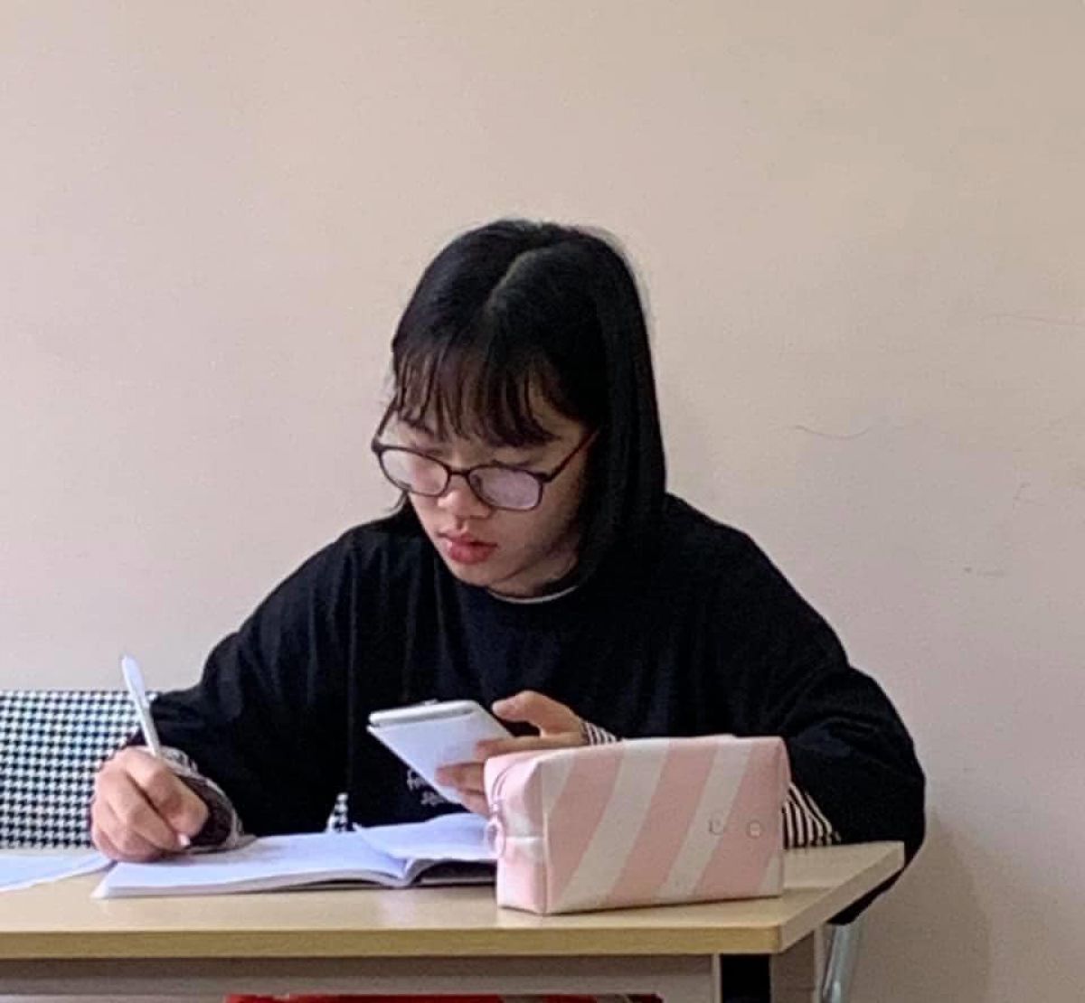 Nguyễn Ngọc Dung - học sinh lớp 7C1 trường THCS  Archimedes Academy